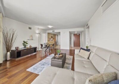 Koolani 4104 Interior Area